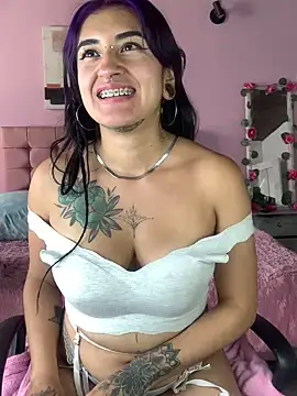 Snapshot of Lilith_Pink chatting on 11, 12, 2024 Lilith Pink online show from 11, 12, 2024