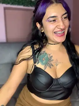 Snapshot of Lilith_Pink chatting on 10, 1, 2025 Lilith Pink online show from 10, 1, 2025