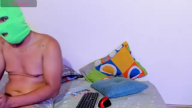 Snapshot of Lauren_Hills069 chatting on 18, 2, 2025 Lauren Hills069 online show from 18, 2, 2025