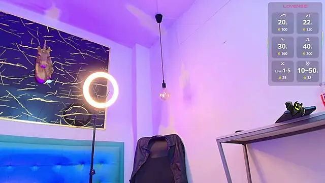 Snapshot of Bella_salvatore chatting on 30, 11, 2025 Bella salvatore online show from 30, 11, 2025