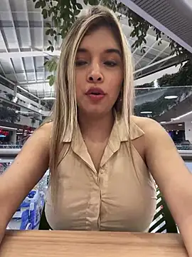 Snapshot of carolina__star chatting on 16, 1, 2025 carolina star online show from 16, 1, 2025