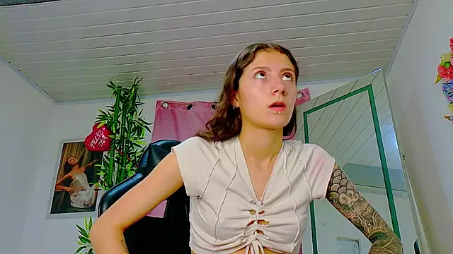 Snapshot of scarlet-jonesx chatting on 18, 2, 2026 scarlet-jonesx online show from 18, 2, 2026