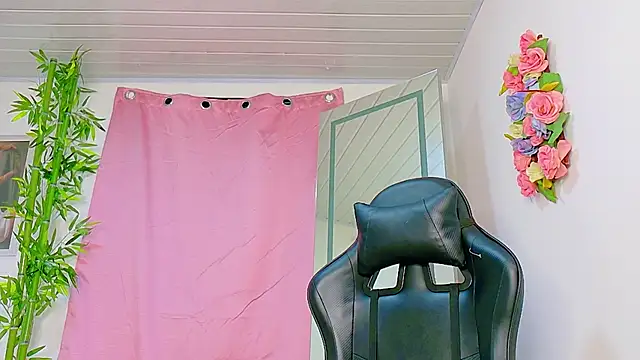 Snapshot of scarlet-jonesx chatting on 22, 2, 2026 scarlet-jonesx online show from 22, 2, 2026