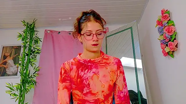 Snapshot of scarlet-jonesx chatting on 23, 2, 2026 scarlet-jonesx online show from 23, 2, 2026