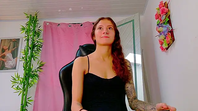 Snapshot of scarlet-jonesx chatting on 7, 3, 2026 scarlet-jonesx online show from 7, 3, 2026