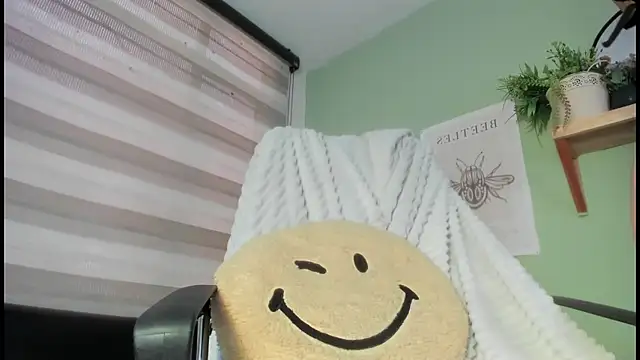 Snapshot of SheryLee chatting on 4, 2, 2025 SheryLee online show from 4, 2, 2025
