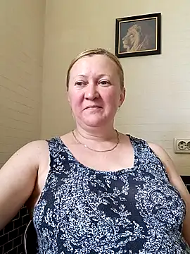 Snapshot of blondyaguar chatting on 31, 7, 2026 blondyaguar online show from 31, 7, 2026