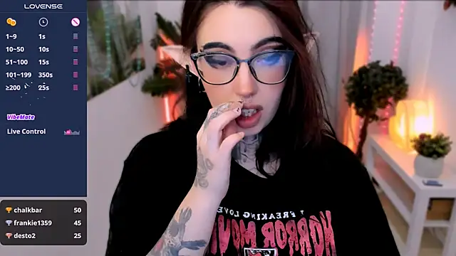 Dixi Pixi  online show from 9, 1, 2025