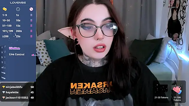 Dixi Pixi  online show from 1, 2, 2025