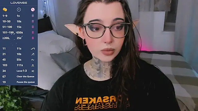 Dixi Pixi  online show from 18, 9, 2025