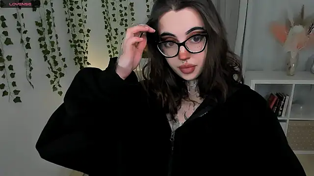 Dixi Pixi  online show from 4, 7, 2026