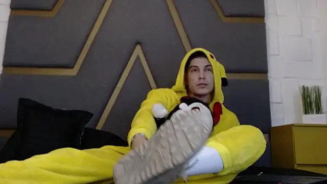 Karimferrer online show from 13, 2, 2026