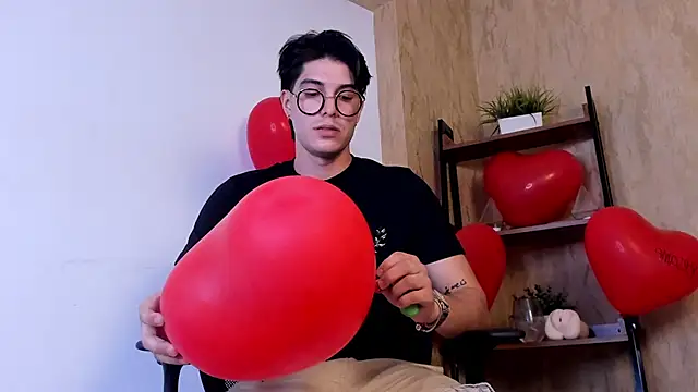 Karimferrer online show from 15, 2, 2026