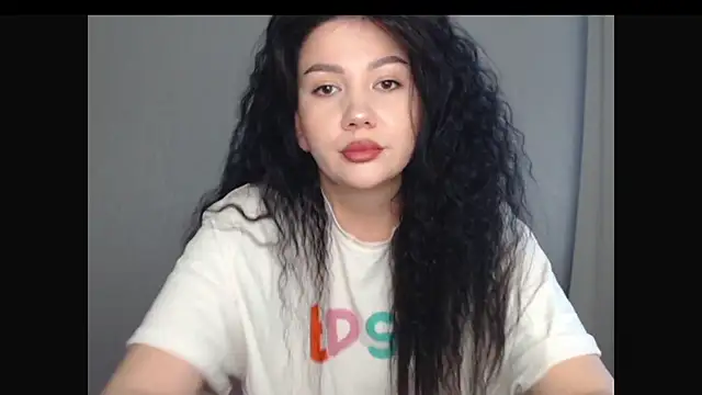 Snapshot of AlexaCruze chatting on 13, 10, 2025 AlexaCruze online show from 13, 10, 2025