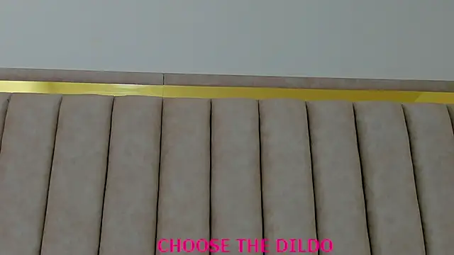 Snapshot of FreyaMoller chatting on 31, 10, 2025 FreyaMoller online show from 31, 10, 2025