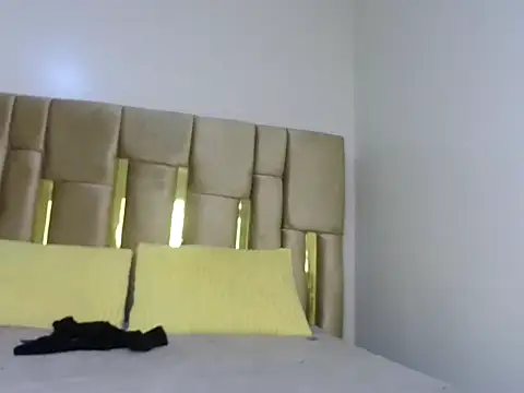 naughty ebony-queen online show from 29, 3, 2026