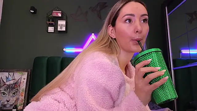 kimmie meow online show from 22, 12, 2024