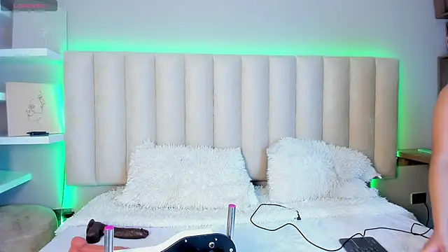 Sally  Walker online show from 7, 10, 2025