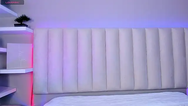 Sally  Walker online show from 7, 11, 2025