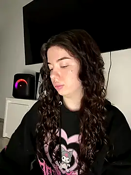 Snapshot of Kimi_Ass chatting on 19, 11, 2025 Kimi Ass online show from 19, 11, 2025