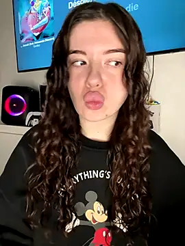 Snapshot of Kimi_Ass chatting on 26, 11, 2025 Kimi Ass online show from 26, 11, 2025