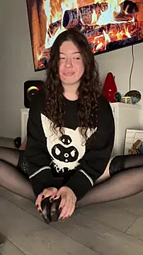 Kimi Ass online show from 18, 2, 2026