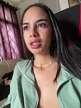 Snapshot of gabyaridi chatting on 5, 3, 2025 gabyaridi online show from 5, 3, 2025