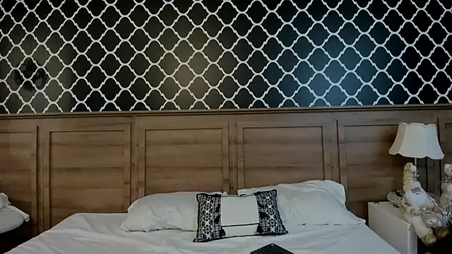 Amber Rush  online show from 15, 12, 2025