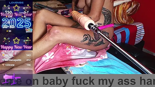 Snapshot of Pauliny23sex chatting on 6, 2, 2025 Pauliny23sex online show from 6, 2, 2025