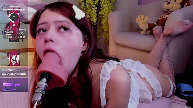 Snapshot of Frie_Moor chatting on 16, 12, 2024 Frie Moor online show from 16, 12, 2024