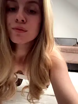 RozzitaBedberry online show from 14, 11, 2025