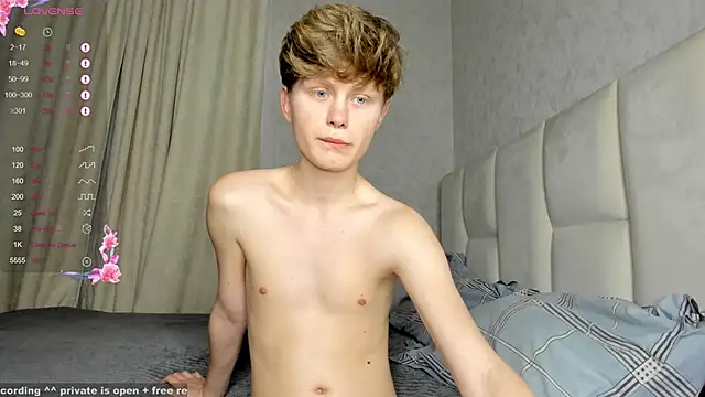 Snapshot of christian_di0r chatting on 11, 11, 2025 christian di0r online show from 11, 11, 2025