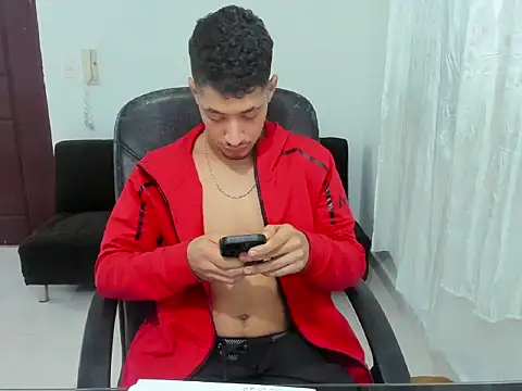 Snapshot of Chandler_ken chatting on 15, 9, 2025 Chandler ken online show from 15, 9, 2025