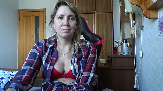 IrinaB1 online show from 19, 2, 2025