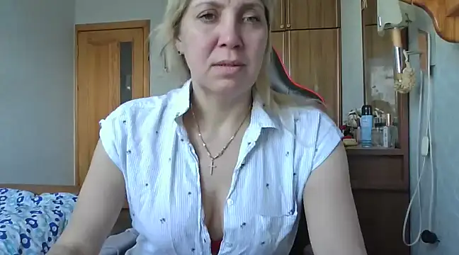 IrinaB1 online show from 9, 3, 2025