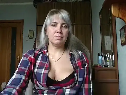 IrinaB1 online show from 23, 12, 2025