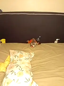 Snapshot of Queen-sluty2 chatting on 29, 1, 2025 Queen-sluty2 online show from 29, 1, 2025