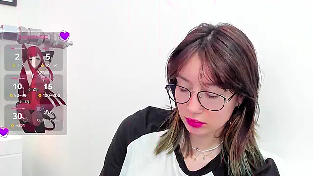 lizzy davis 1 online show from 8, 1, 2025