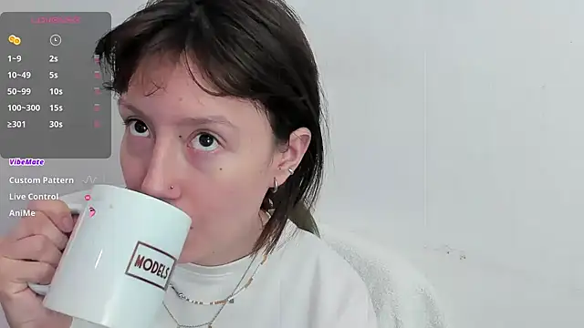 lizzy davis 1 online show from 20, 1, 2025