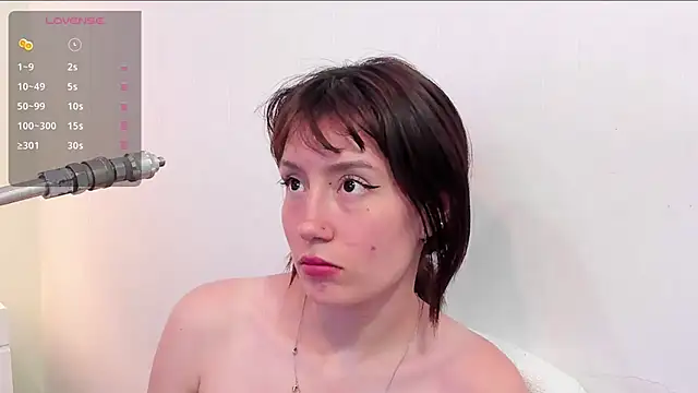 lizzy davis 1 online show from 30, 1, 2025