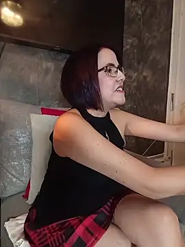 IsisBlake online show from 15, 4, 2026