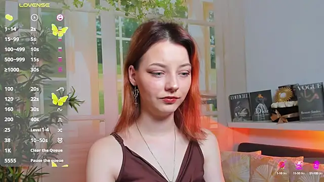 pretty little thing online show from 10, 3, 2025