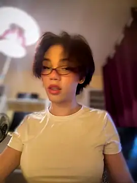 Carlita cute online show from 4, 10, 2025