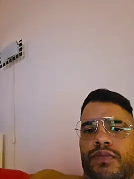 Macholatino8611 online show from 8, 11, 2025