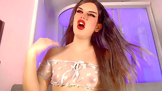 sexy-luna-star-ts online show from 2, 10, 2025