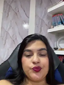 Snapshot of alayasmile chatting on 2, 10, 2025 alayasmile online show from 2, 10, 2025