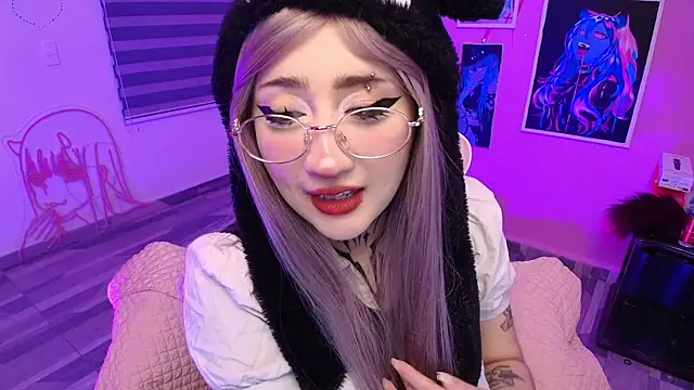 Miwa violet online show from 4, 7, 2026
