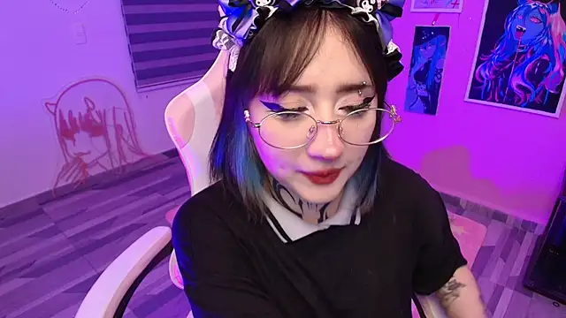Miwa violet online show from 13, 7, 2026