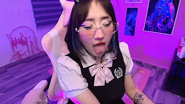 Miwa violet online show from 15, 7, 2026