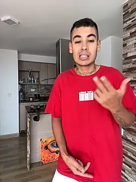 Snapshot of Cuteandhornyy chatting on 13, 12, 2024 Cuteandhornyy online show from 13, 12, 2024